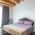 Delta House * Taglio di Po